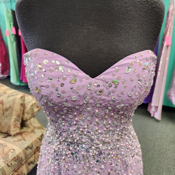 Mori Lee 95096 Lilac Size 6 Prom Dress/Formal Gown - Picture 2 of 7